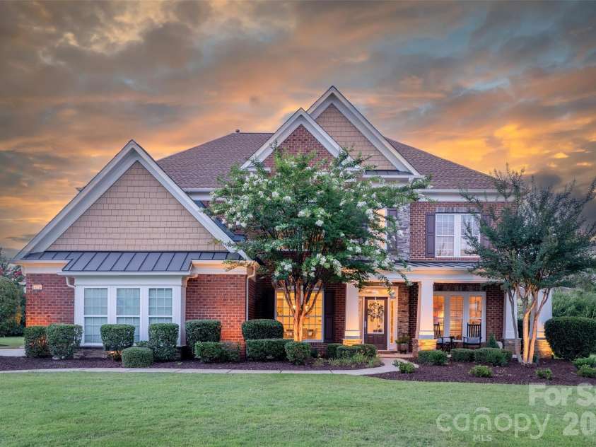 10210 Alouette Drive, Waxhaw, NC 28173.  MLS# CAR4398945, YatesRealty ID 36844. 