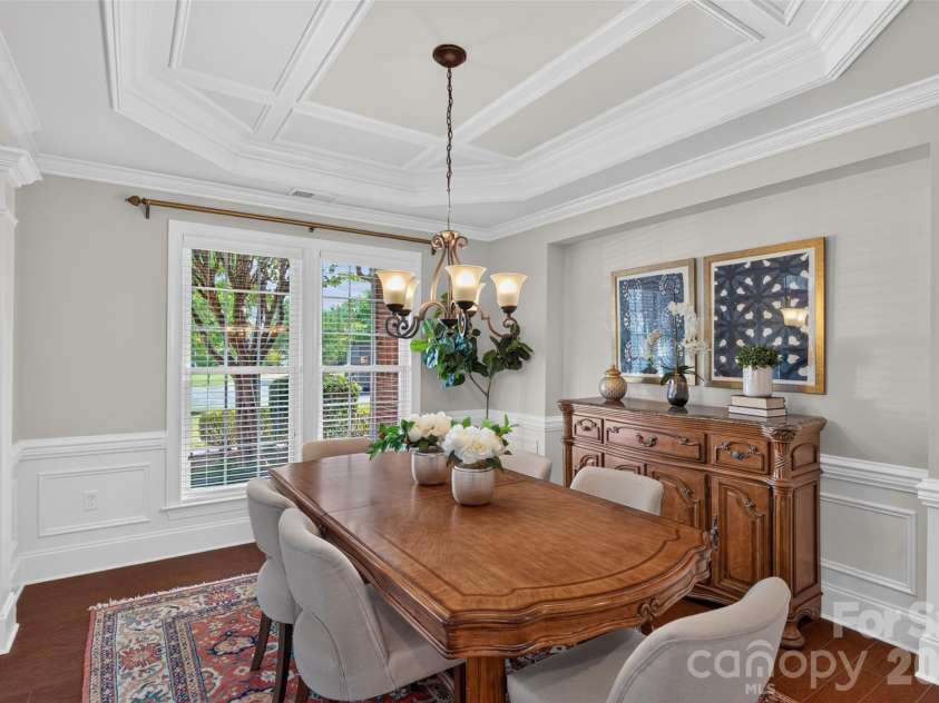 10210 Alouette Drive, Waxhaw, NC 28173.  MLS# CAR4398945, YatesRealty ID 36844. Dining room