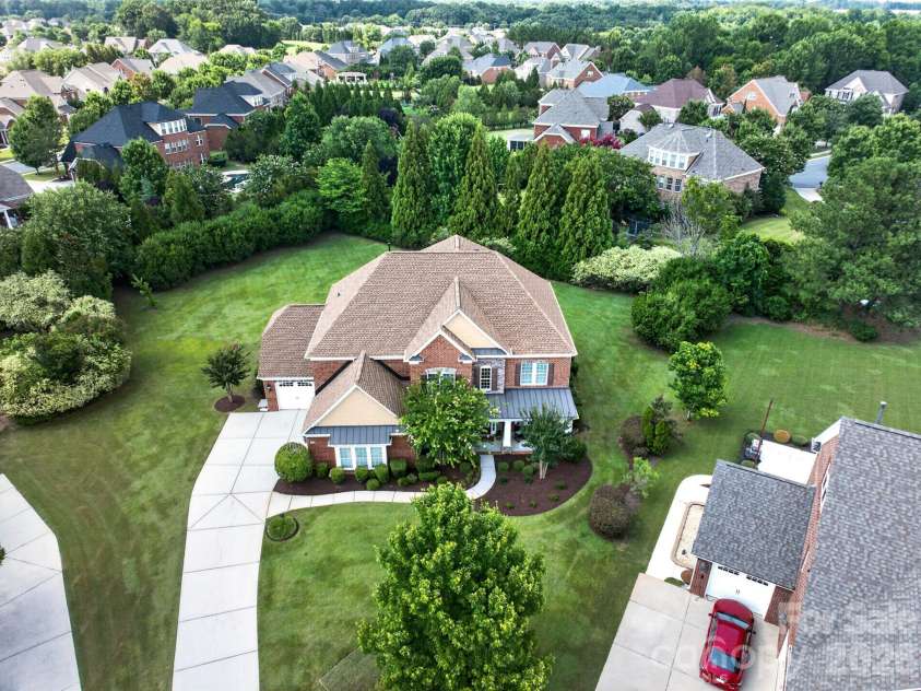 10210 Alouette Drive, Waxhaw, NC 28173.  MLS# CAR4398945, YatesRealty ID 36844. Oversized lot