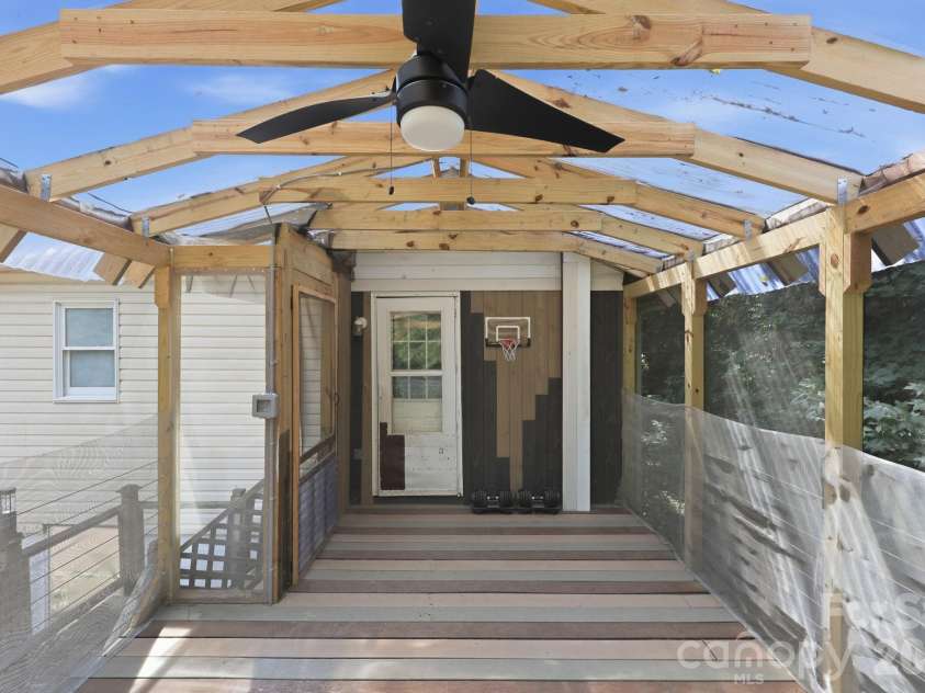 1715 Main Street, China Grove, NC 28023.  MLS# CAR4401258, YatesRealty ID 36845. 