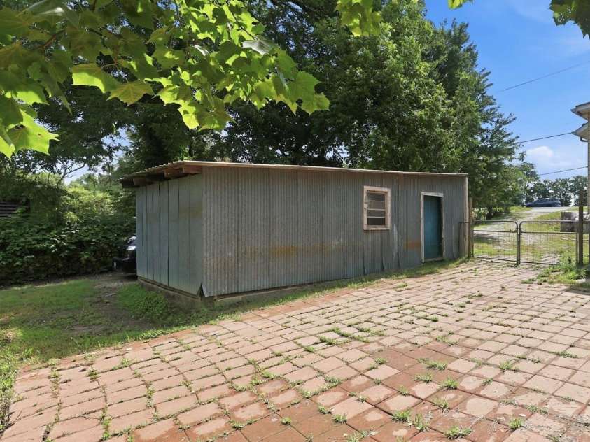 1715 Main Street, China Grove, NC 28023.  MLS# CAR4401258, YatesRealty ID 36845. 