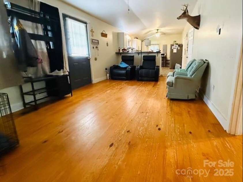 54 Dee Cable Drive, Marion, NC 28752.  MLS# CAR4302367, YatesRealty ID 36845. 