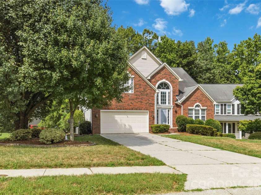 7501 Westray Court, Charlotte, NC 28269.  MLS# CAR4403652, YatesRealty ID 36846. 