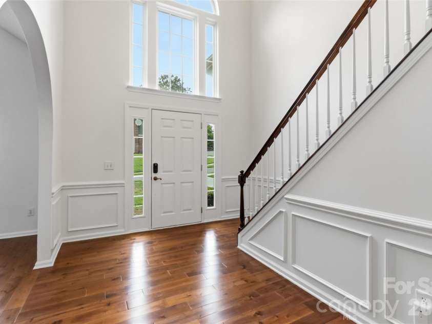 7501 Westray Court, Charlotte, NC 28269.  MLS# CAR4403652, YatesRealty ID 36846. 