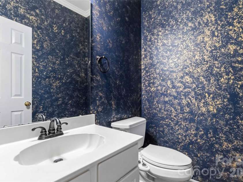 7501 Westray Court, Charlotte, NC 28269.  MLS# CAR4403652, YatesRealty ID 36846. 