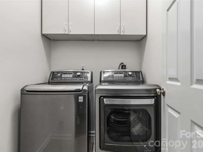 7501 Westray Court, Charlotte, NC 28269.  MLS# CAR4403652, YatesRealty ID 36846. 