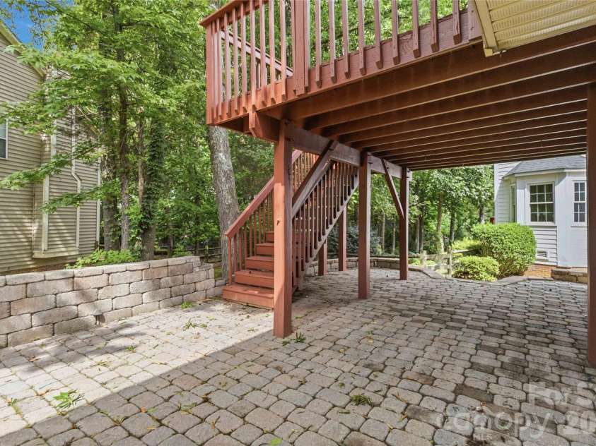 7501 Westray Court, Charlotte, NC 28269.  MLS# CAR4403652, YatesRealty ID 36846. 
