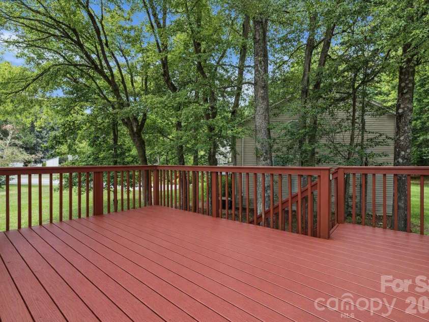 7501 Westray Court, Charlotte, NC 28269.  MLS# CAR4403652, YatesRealty ID 36846. 