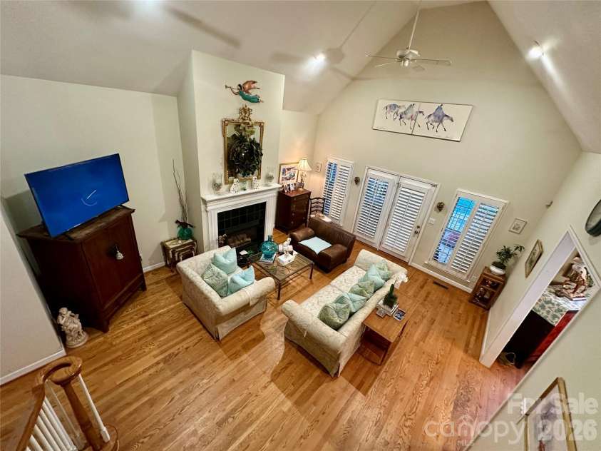 1093 Fairfield Drive, Gastonia, NC 28054.  MLS# CAR4396984, YatesRealty ID 36848. 