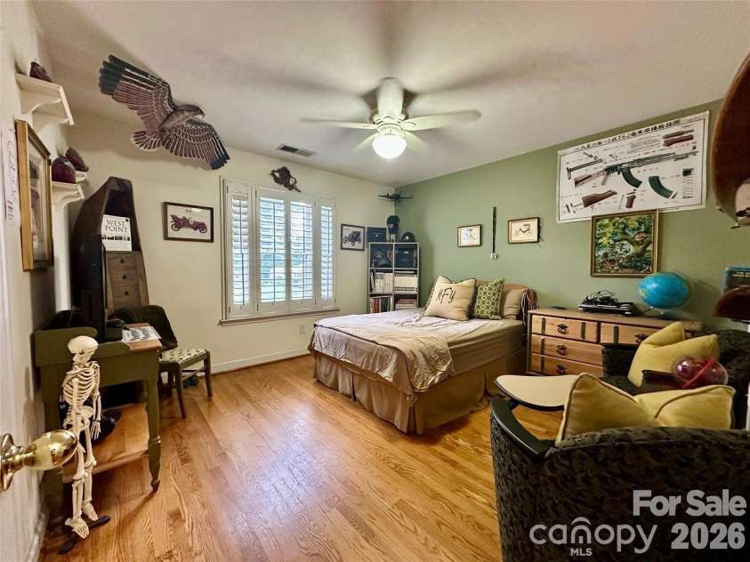 1093 Fairfield Drive, Gastonia, NC 28054.  MLS# CAR4396984, YatesRealty ID 36848. 
