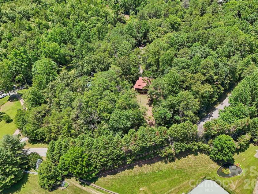61 Misty Hill Lane, Franklin, NC 28734.  MLS# CAR4400232, YatesRealty ID 36849. 