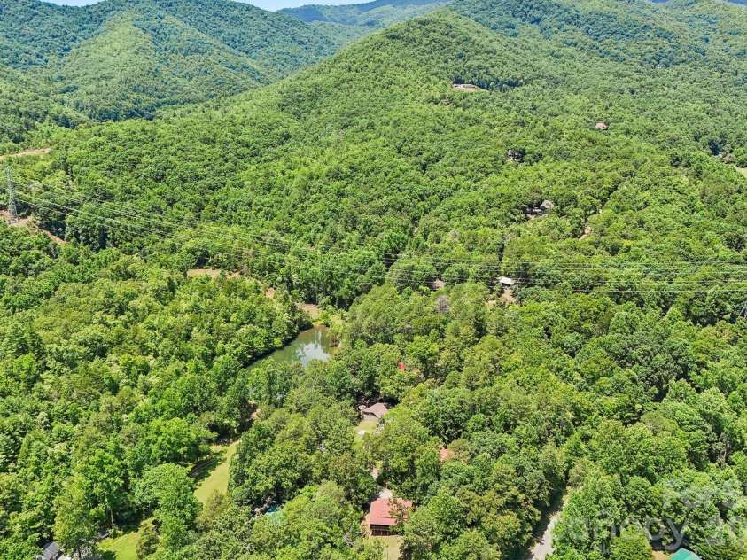 61 Misty Hill Lane, Franklin, NC 28734.  MLS# CAR4400232, YatesRealty ID 36849. 