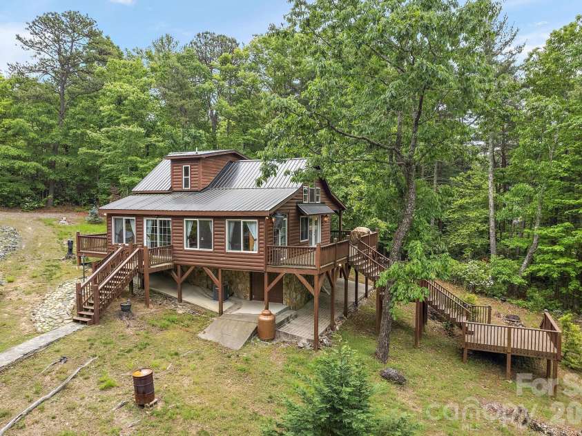1158 Staghorn Road, Purlear, NC 28665.  MLS# CAR4343107, YatesRealty ID 3685. 