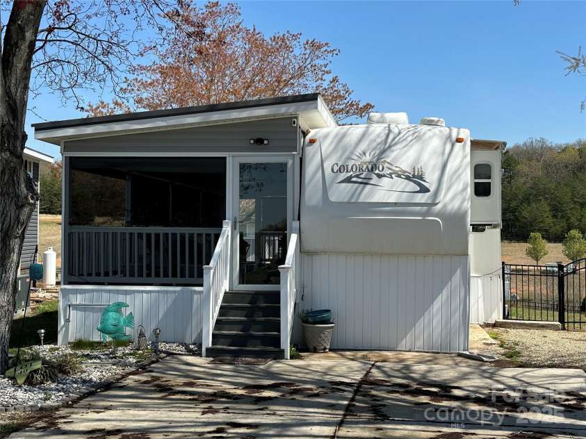 134 Putt Putt Lane, New London, NC 28127.  MLS# CAR4241139, YatesRealty ID 3685. 