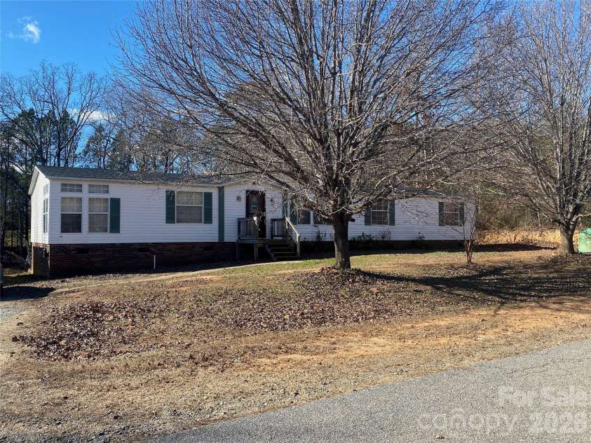 1956 Bison Trail, Maiden, NC 28650.  MLS# CAR4337558, YatesRealty ID 3685. 