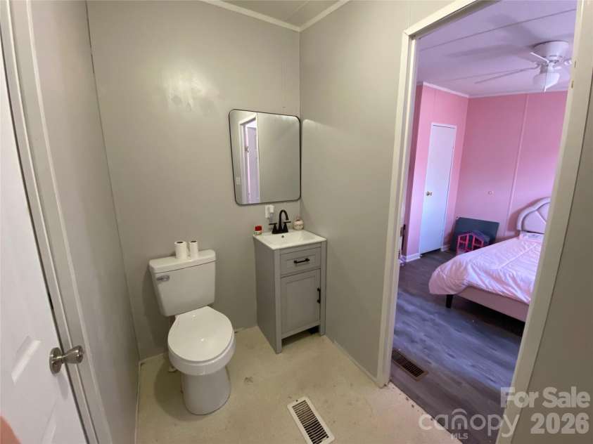 1956 Bison Trail, Maiden, NC 28650.  MLS# CAR4337558, YatesRealty ID 3685. 
