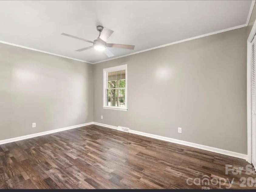 615 Fernwood Drive, Albemarle, NC 28001.  MLS# CAR4399417, YatesRealty ID 36850. 