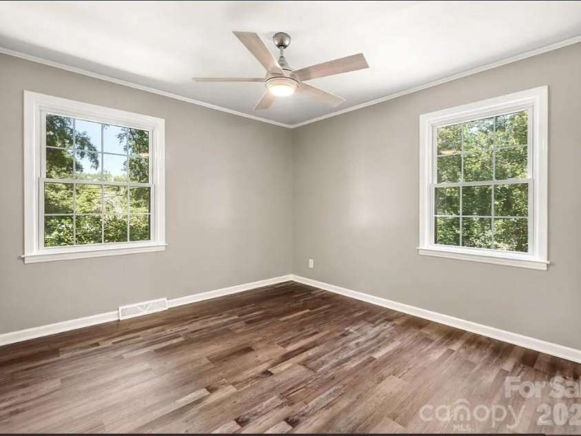 615 Fernwood Drive, Albemarle, NC 28001.  MLS# CAR4399417, YatesRealty ID 36850. 