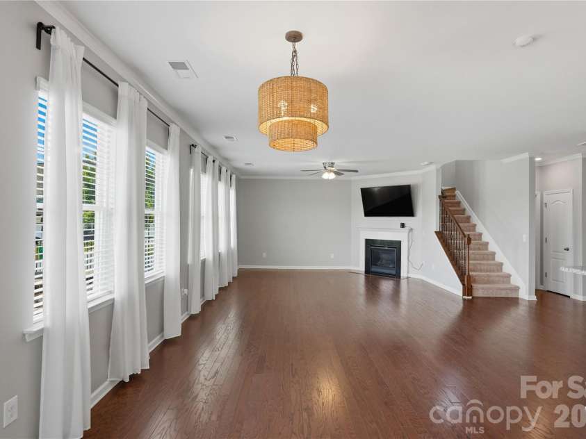 13731 Canterbury Castle Drive, Charlotte, NC 28273.  MLS# CAR4385968, YatesRealty ID 36851. 
