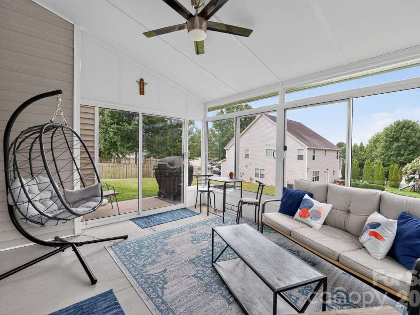 5909 Langwell Lane, Charlotte, NC 28278.  MLS# CAR4404006, YatesRealty ID 36852. 