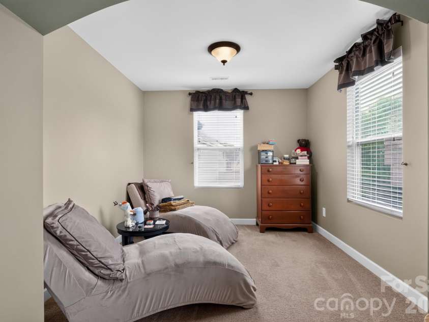 5909 Langwell Lane, Charlotte, NC 28278.  MLS# CAR4404006, YatesRealty ID 36852. 