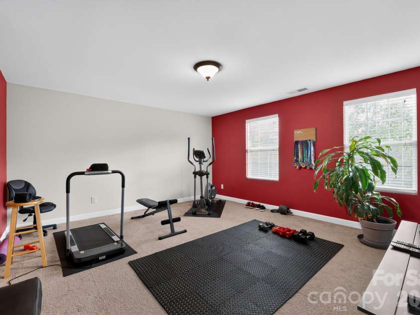 5909 Langwell Lane, Charlotte, NC 28278.  MLS# CAR4404006, YatesRealty ID 36852. 