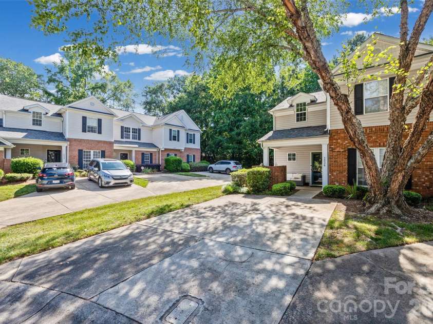 1536 Anthem Court, Charlotte, NC 28205.  MLS# CAR4403469, YatesRealty ID 36853. 