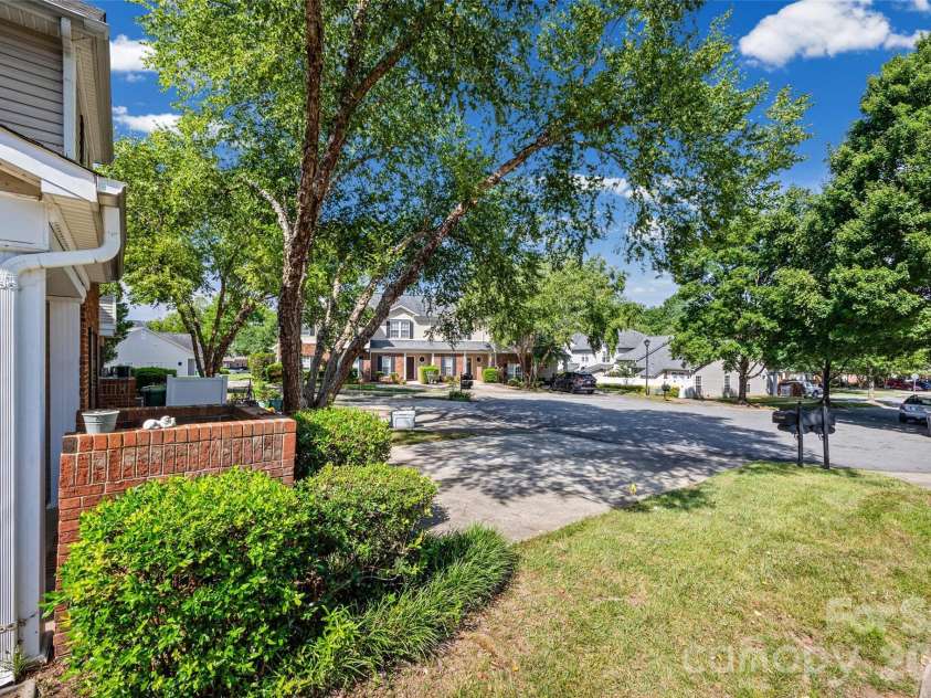 1536 Anthem Court, Charlotte, NC 28205.  MLS# CAR4403469, YatesRealty ID 36853. 