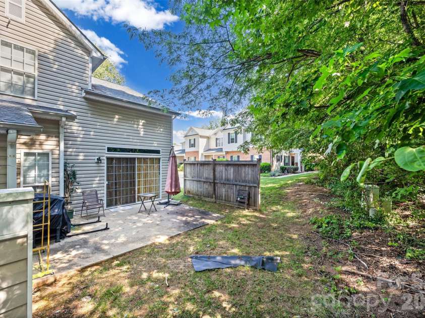 1536 Anthem Court, Charlotte, NC 28205.  MLS# CAR4403469, YatesRealty ID 36853. 