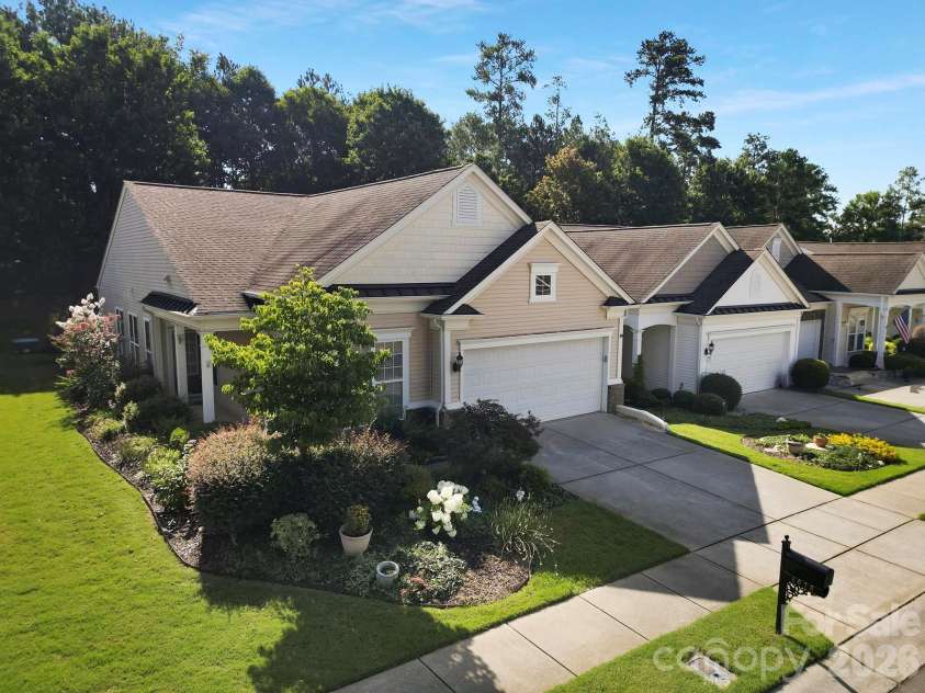 1028 Sweetleaf Drive, Fort Mill, SC 29707.  MLS# CAR4403290, YatesRealty ID 36854. 