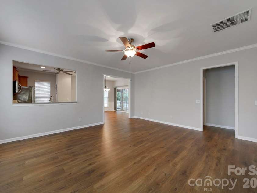 1028 Sweetleaf Drive, Fort Mill, SC 29707.  MLS# CAR4403290, YatesRealty ID 36854. 