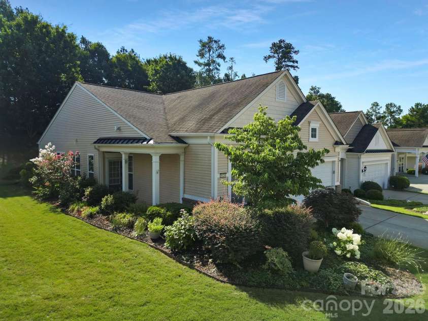 1028 Sweetleaf Drive, Fort Mill, SC 29707.  MLS# CAR4403290, YatesRealty ID 36854. 