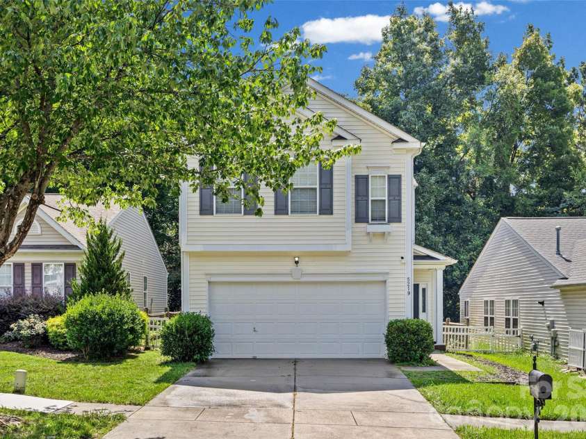 5219 Silabert Avenue, Charlotte, NC 28205.  MLS# CAR4403453, YatesRealty ID 36855. 