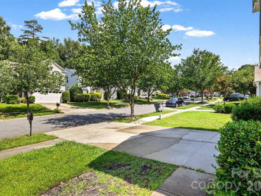 5219 Silabert Avenue, Charlotte, NC 28205.  MLS# CAR4403453, YatesRealty ID 36855. 