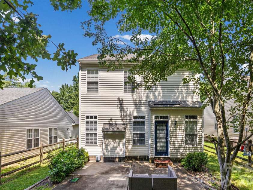 5219 Silabert Avenue, Charlotte, NC 28205.  MLS# CAR4403453, YatesRealty ID 36855. 