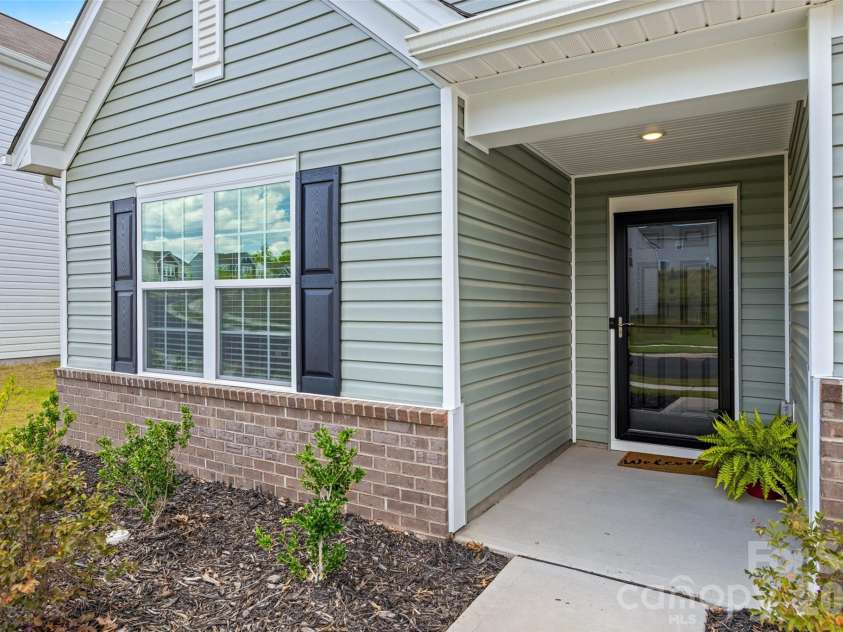 1183 Blackburn Circle, Edgemoor, SC 29712.  MLS# CAR4403052, YatesRealty ID 36856. 