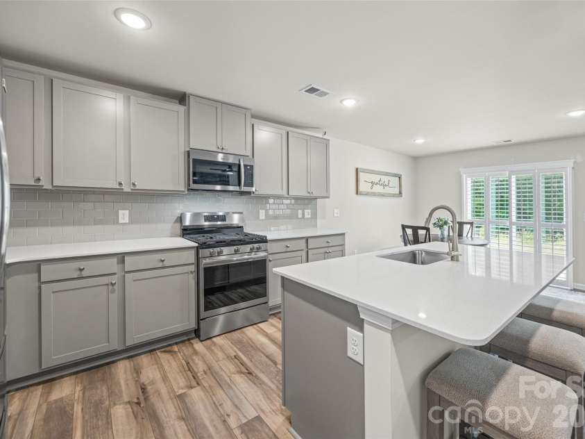 1183 Blackburn Circle, Edgemoor, SC 29712.  MLS# CAR4403052, YatesRealty ID 36856. 