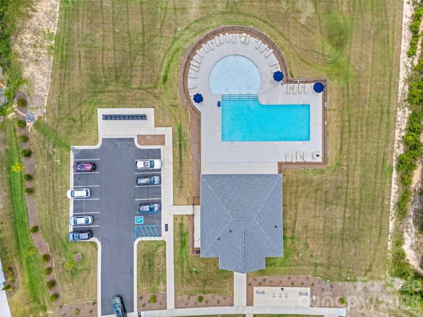 1183 Blackburn Circle, Edgemoor, SC 29712.  MLS# CAR4403052, YatesRealty ID 36856. Community pool