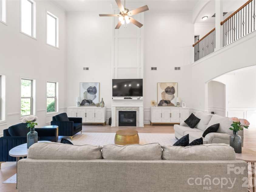 1406 Laurel Hill Drive, Waxhaw, NC 28173.  MLS# CAR4402875, YatesRealty ID 36857. 