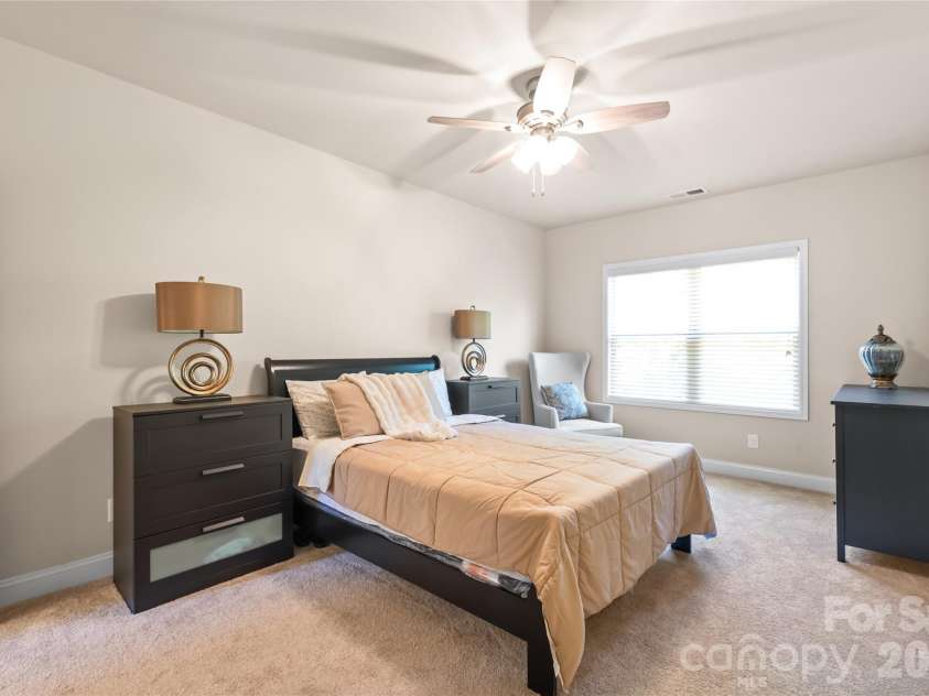 1406 Laurel Hill Drive, Waxhaw, NC 28173.  MLS# CAR4402875, YatesRealty ID 36857. 