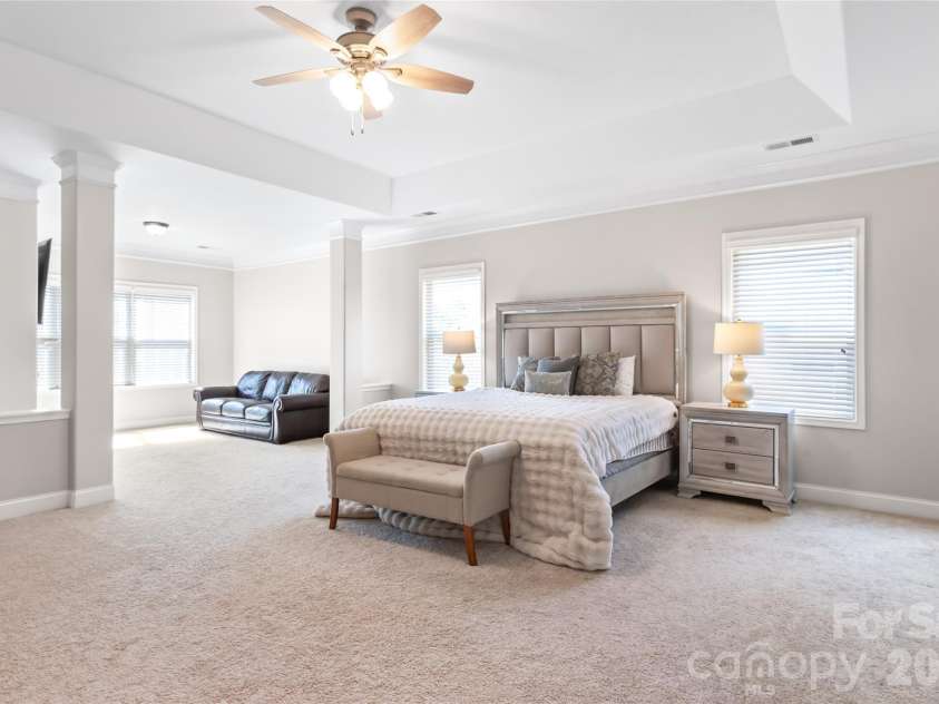 1406 Laurel Hill Drive, Waxhaw, NC 28173.  MLS# CAR4402875, YatesRealty ID 36857. 