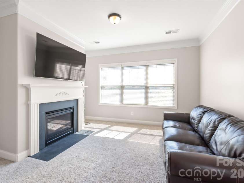 1406 Laurel Hill Drive, Waxhaw, NC 28173.  MLS# CAR4402875, YatesRealty ID 36857. 