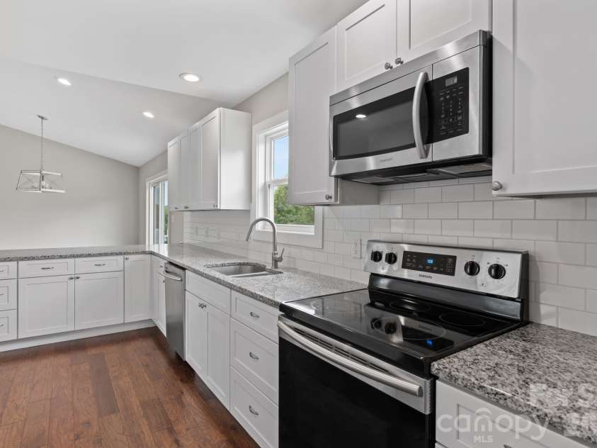 111 Bluebird Meadows Court, Alexander, NC 28701.  MLS# CAR4402349, YatesRealty ID 36858. 