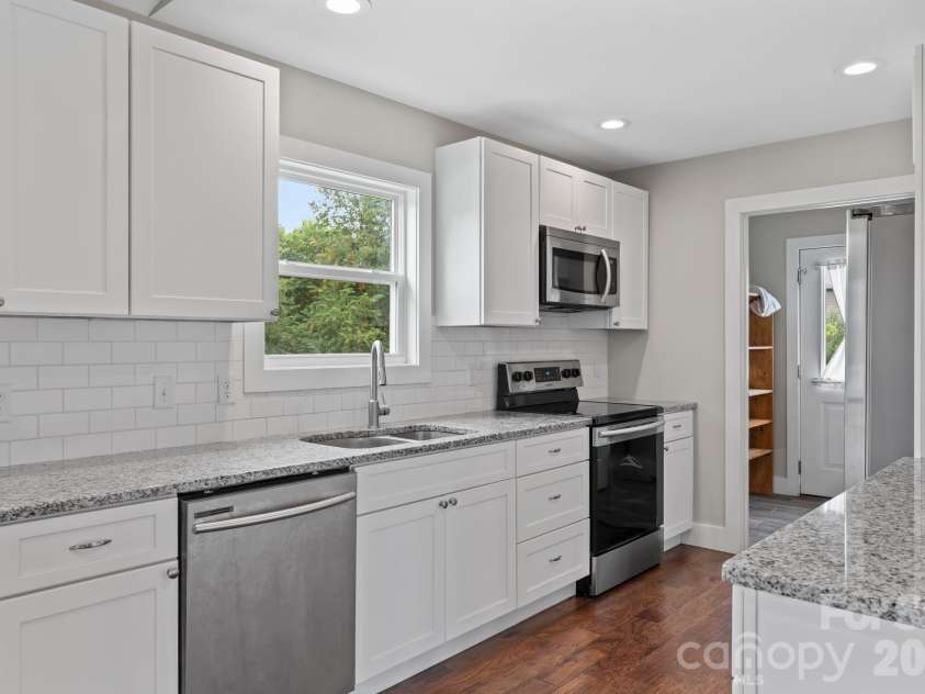 111 Bluebird Meadows Court, Alexander, NC 28701.  MLS# CAR4402349, YatesRealty ID 36858. 