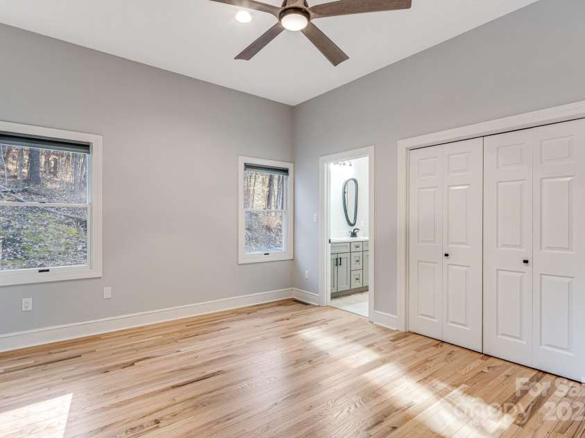 315 Hillside Drive, Burnsville, NC 28714.  MLS# CAR4241007, YatesRealty ID 3686. Primary Bedroom