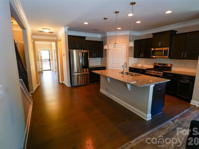 109 Americana Drive, Mooresville, NC 28115.  MLS# CAR4399467, YatesRealty ID 36861. 