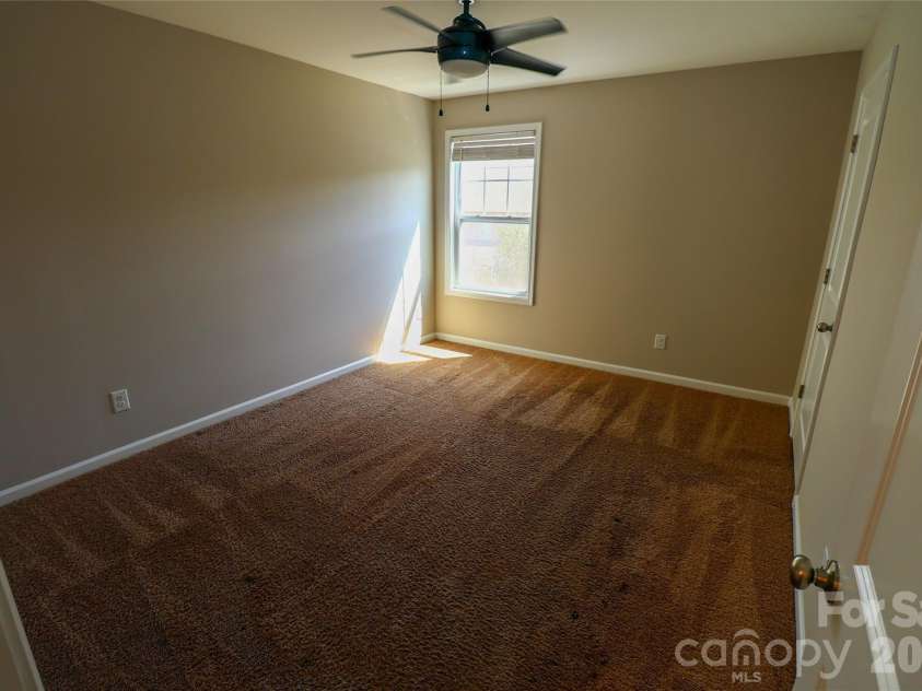 109 Americana Drive, Mooresville, NC 28115.  MLS# CAR4399467, YatesRealty ID 36861. 