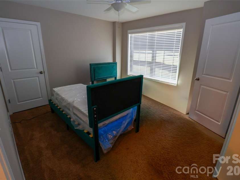 109 Americana Drive, Mooresville, NC 28115.  MLS# CAR4399467, YatesRealty ID 36861. 