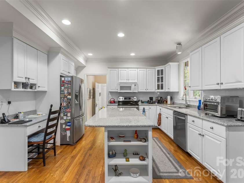 6 Southbrook Drive, Fletcher, NC 28732.  MLS# CAR4396867, YatesRealty ID 36863. 