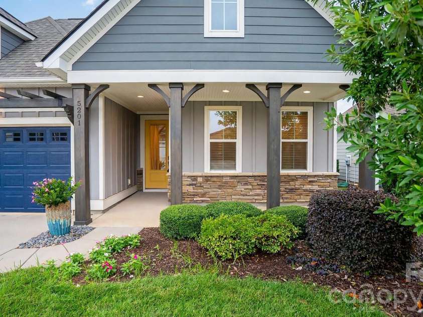 5201 Looking Glass Trail, Denver, NC 28037.  MLS# CAR4379501, YatesRealty ID 36864. 